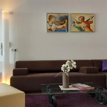 Royal Ξενοδοχείο με διαμερίσματα